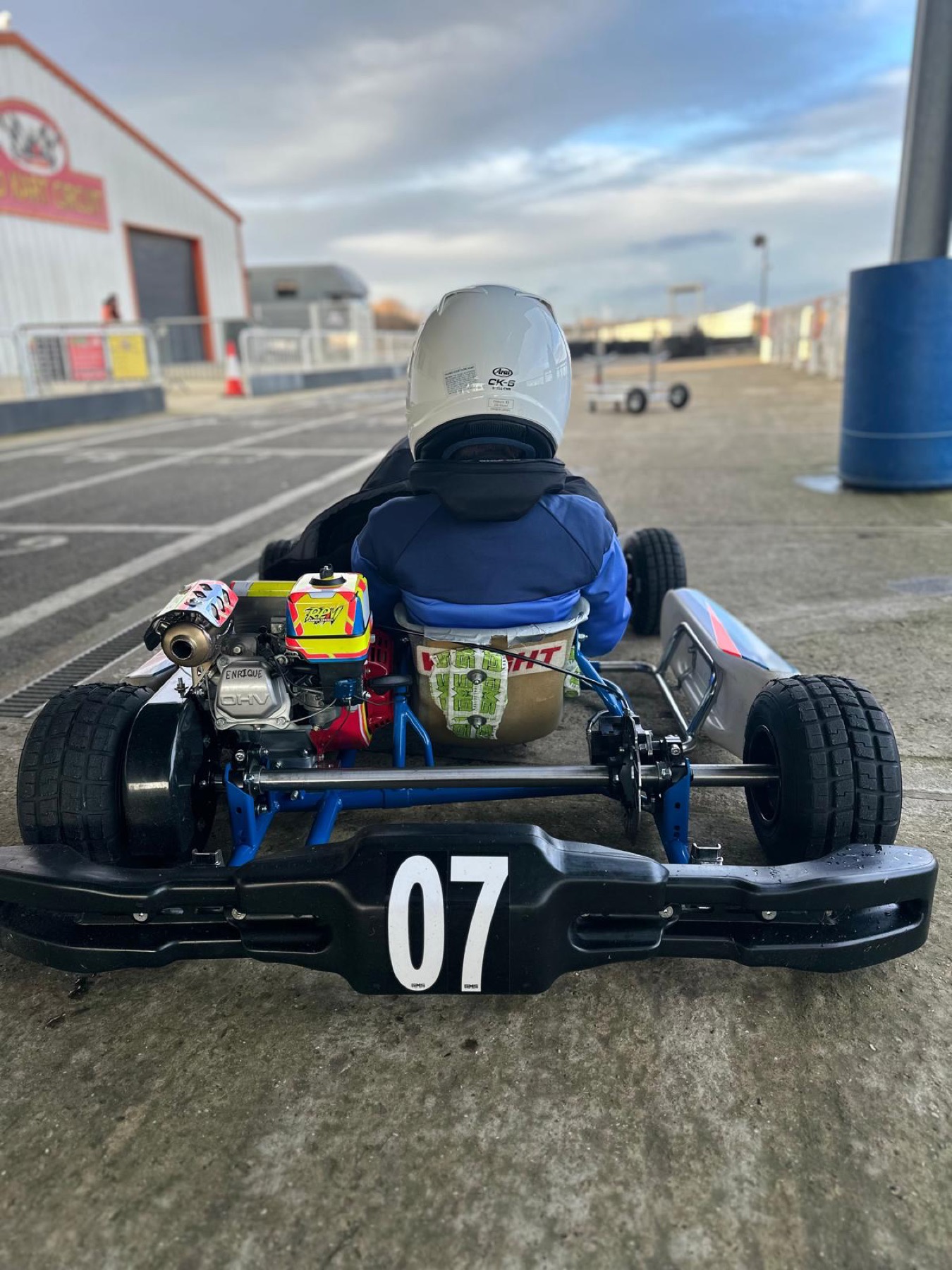 On the grid, number 07